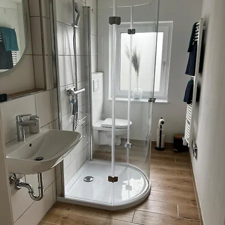 Apartment Zentrale Wohnen Im Gruenen Auf Dem Berg